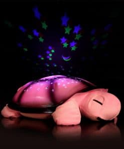 veilleuse tortue rose qui diffuse des étoiles